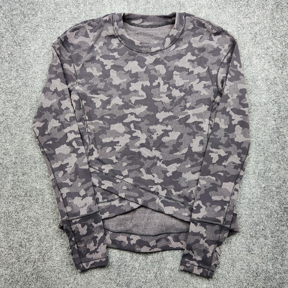 Lululemon Close Crossing Shirt Womens 8 Gray Camo Crewneck Athletic Running Yoga